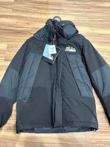 FIRST DOWN 다운 자켓 블랙