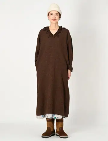 새상품급 24AW 정가 8만 45R 플로트 융모 울 니트 원피스 브라운