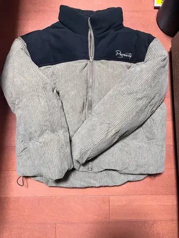 짧은 기장 코듀로이 다운 자켓