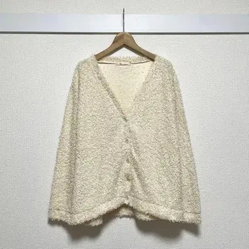 몽트레졸 루프 니트 가디건 아이보리 L 복슬복슬 페미닌