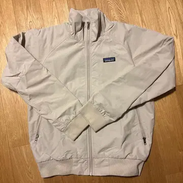patagonia 베이지 자켓 S 사이즈