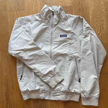 patagonia 베이지 자켓 S 사이즈