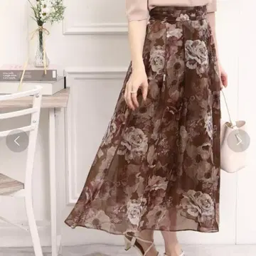 쿠튀르 브로치*오르간 플뢰르 턱 벨트 스커트