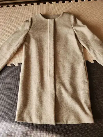 인디비 베이지 심플 롱 코트