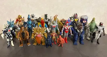 괴수 울트라맨 소프트 비닐 묶음 판매