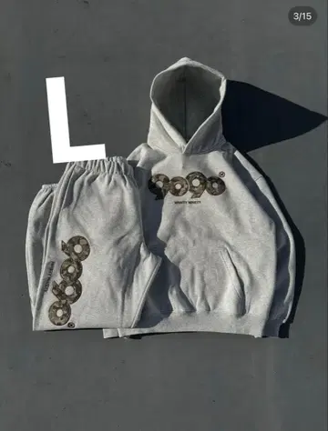 도넛 모티브 그레이 맨투맨 셋업