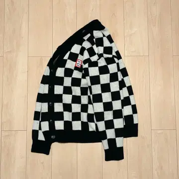 haveagoodtime 니트 가디건 자켓 체커 올 패턴