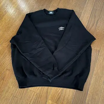 umbro 속기모 맨투맨