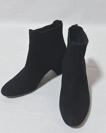 FABIO RUSCONI 블랙 사이드 고어 부츠 사이즈 35 힐/2cm