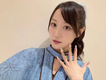 오구라 유이 착용 플레어 슬리브 롱 원피스 블루