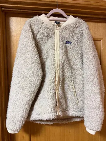 patagonia 봄버 자켓 XXL 크림