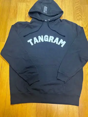 TANGRAM 다크 그레이 후드티