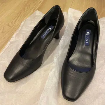 DIANA 블랙 가죽 하이힐 22cm