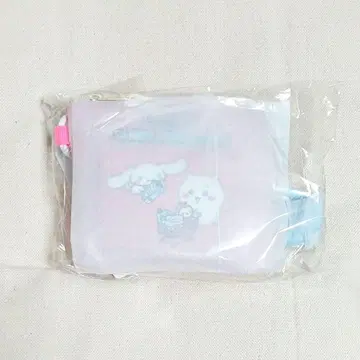 치이카와 x 산리오 캐릭터즈 컴팩트 지갑 시나몬