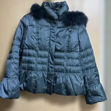 다크 그린 프릴 다운 자켓