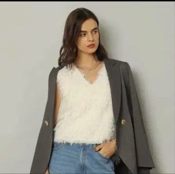 CADUNE NEW 복슬복슬 상의