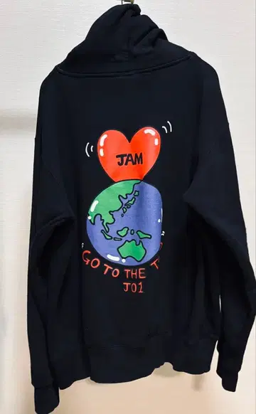 JAM J01 후드티 블랙 요나시로