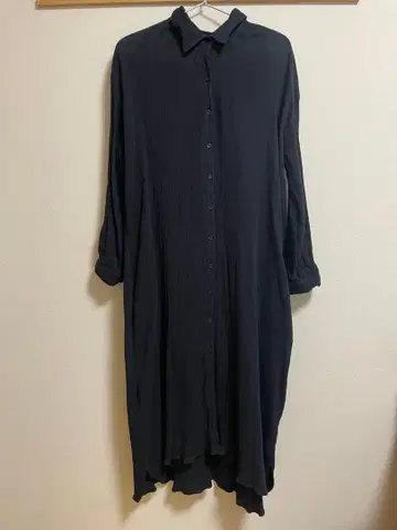 maison de soil 블랙 긴팔 셔츠 원피스 슬릿 인도면