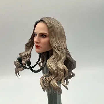 핫토이즈 러브&썬더 마이티 소 1/6 피규어 검 헤드