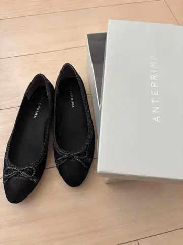 ANTEPRIMA 블랙 플랫슈즈