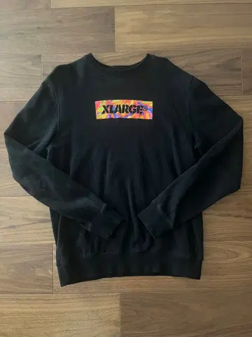 XLARGE 블랙 맨투맨 S 사이즈 BOX 로고