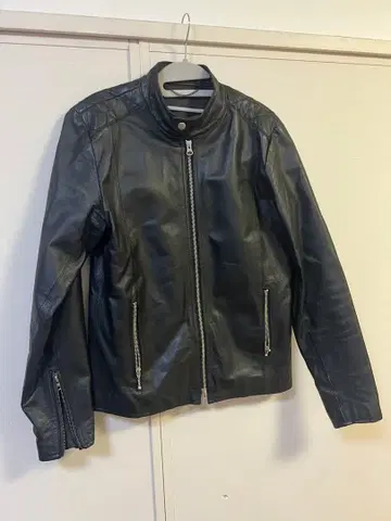 블랙 가죽 자켓 스탠드 카라