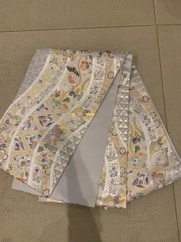 아름다운 다색 파도 무늬 후쿠로 오비