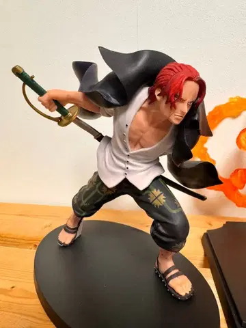 ONE PIECE 원피스 샹크스 피규어