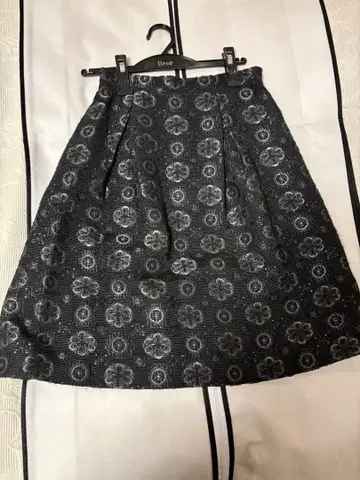 르네 꽃 문양 고블랑 스커트