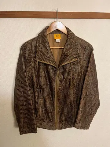 [ 초레어 ] 90s 뱀 패턴 라이더스형 자켓