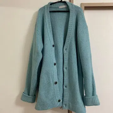 SENSE OF PLACE 스카이블루 가디건