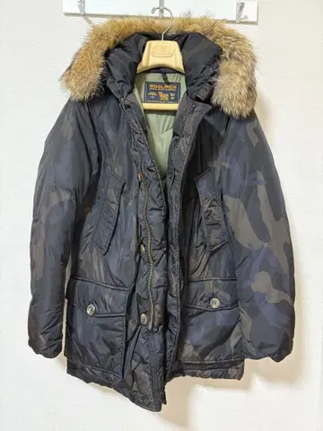 울리치 아크틱 다운 파카 (카모플라주, 빔즈 별주)