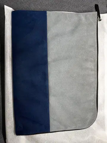 ships 알칸타라 클러치 백