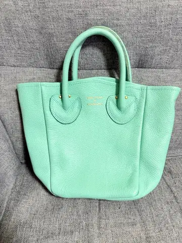 영 앤 올슨 민트 그린 가죽 토트백
