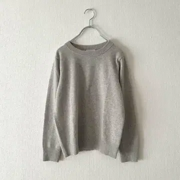 [ 뷰티 앤 유스 ] 울 풀오버 니트 모 100% 그레이
