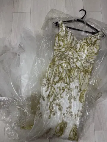 JEAN MACLEAN 비즈 자수 롱 드레스