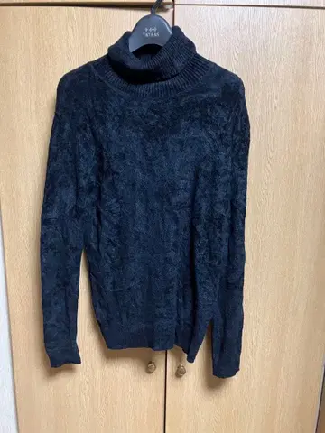 추천 상품 토네이도 마트 블랙 터틀넥 니트 M