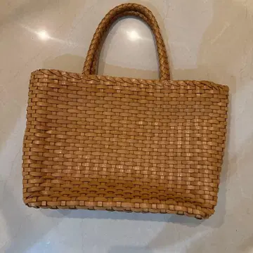 베이지 올 가죽 카고백 직사각형 더블 핸들