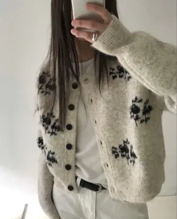 플라워 무늬 가디건 한국