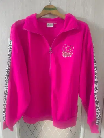 헬로키티 50주년 돈키 저리 상하의 세트 핑크 레오파드 무늬 L