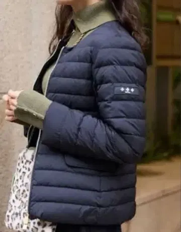 미사용급 TATRAS 타트라스 스피노사 숏 다운 네이비 02