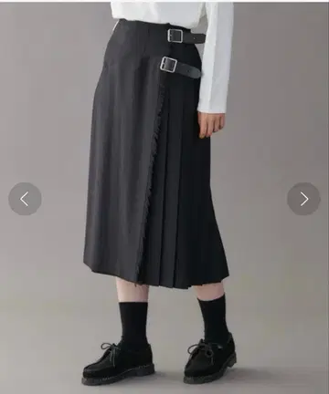 O'NEIL OF DUBLIN 울 미들 퀼트 스커트