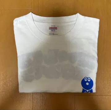 오이시쿠루 멜론빵 에모에몽 T셔츠 XL