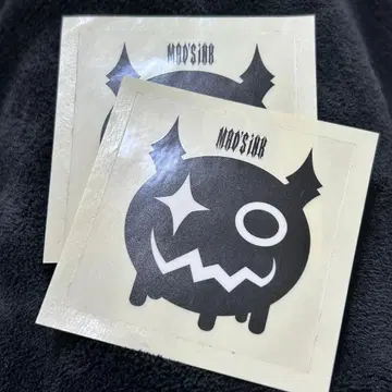 MAD'S iNK 스티커 2장