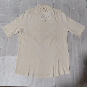 PURE SILK COLLECTION 하이넥 반팔 T셔츠 실크 새상품