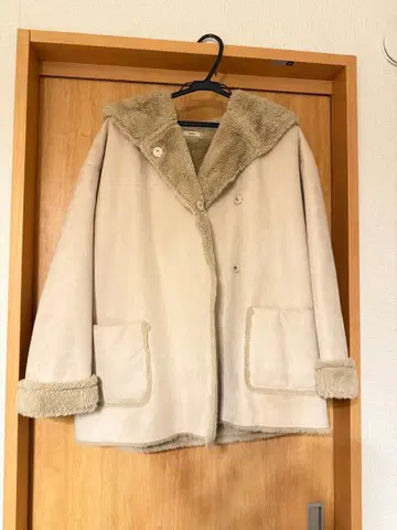 mystic 무스탕 코트