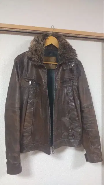 ZARA 가죽 자켓 퍼 포함