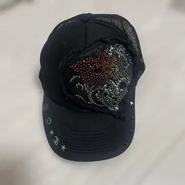 프란시스토모크스 스타 스터드 하이 스컬 스와로브스키 메쉬 캡