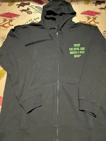 MORRIGAN 후드티 4