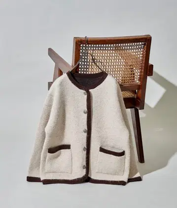 프릭스스토어 로리안 니트 자켓 / 콘초 버튼 니트 가디건